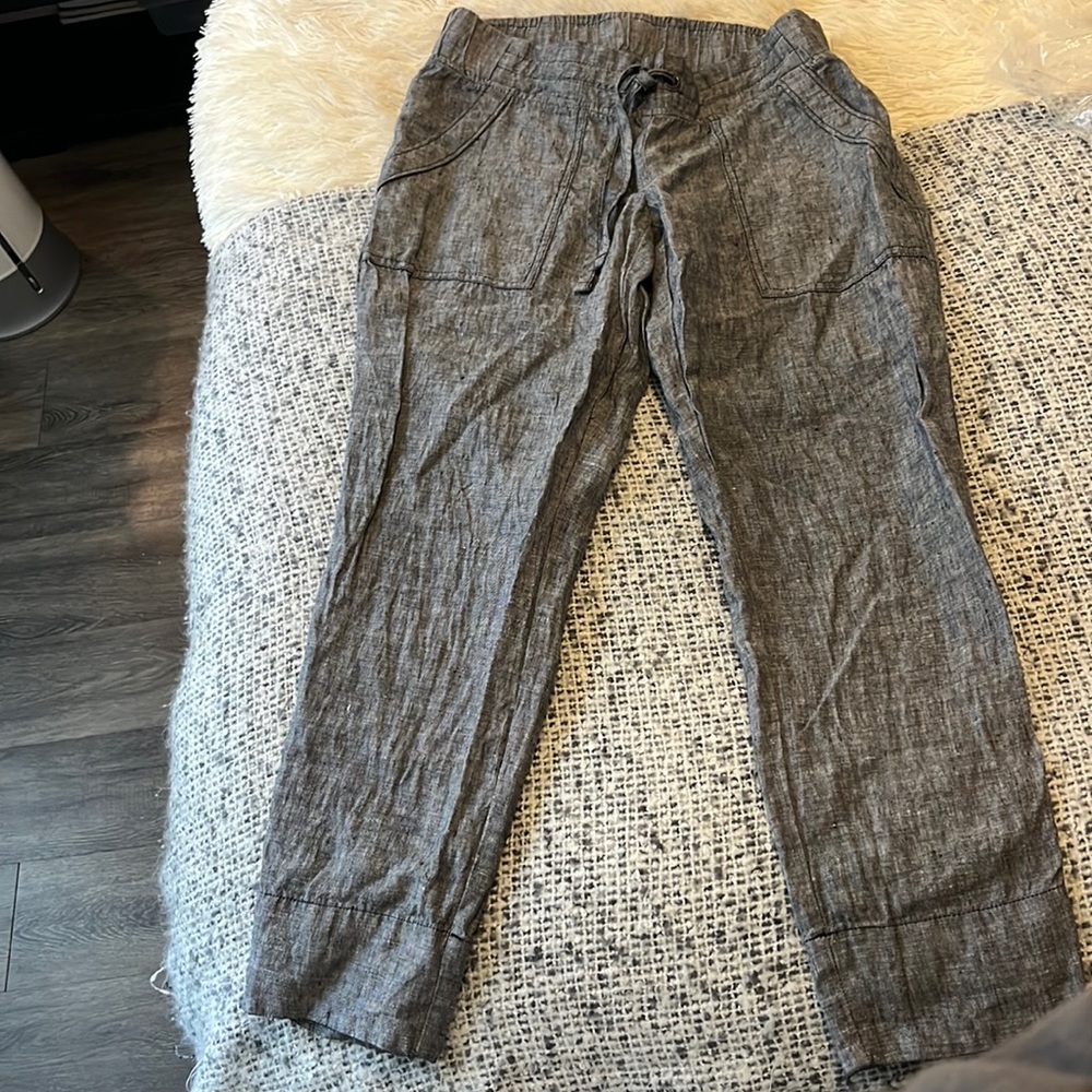 Athleta cropped linen pant